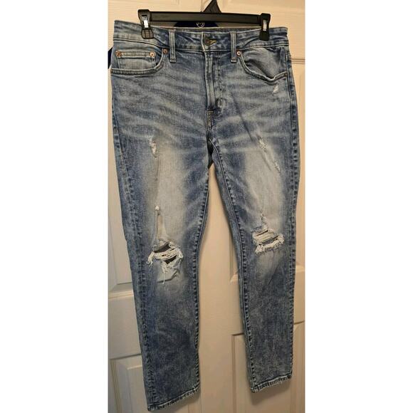 American Eagle Jeans Mens 30x30 Light Wash Next Level Flex Destroyed Distressed - Picture 1 of 7